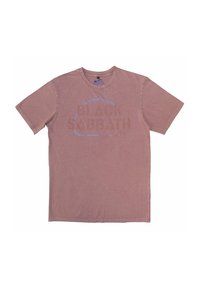 Short-sleeve, crew-neck t-shirt in dusty rose cotton, featuring the text "BLACK SABBATH" in dark blue print, slightly distressed texture.