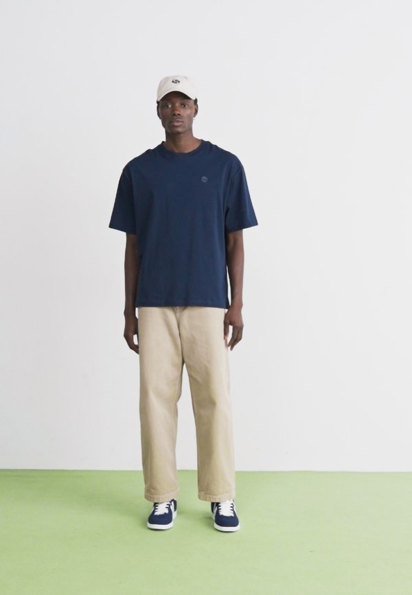 SHORT SLEEVE TEE - Basic T-shirt - dark sapphire4