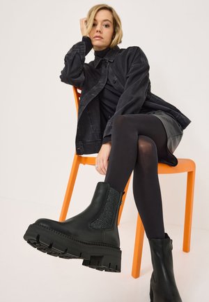 Platform ankle boots - black glam