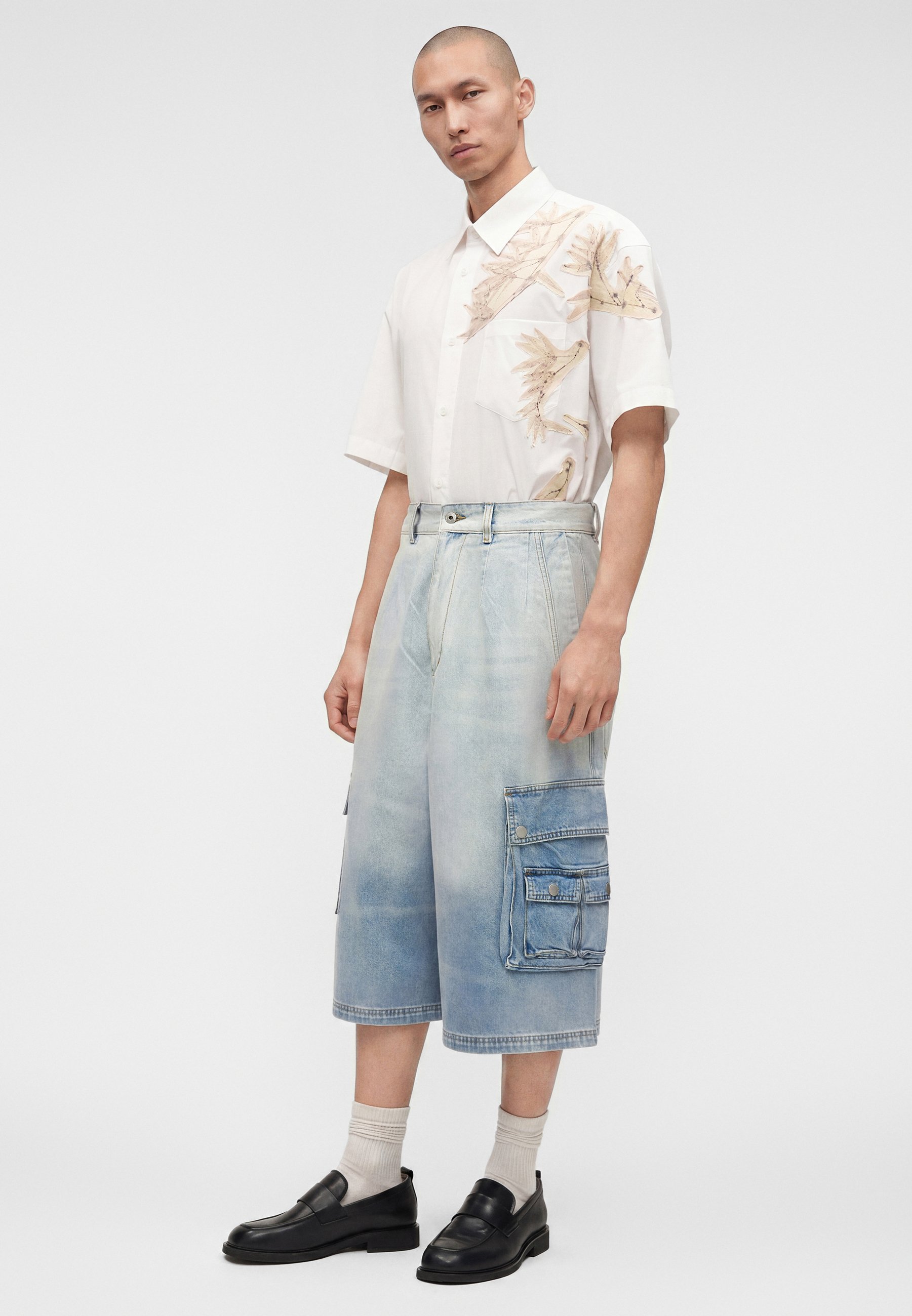 Feng Chen Wang OVERSIZED MID LENGTH TROUSER - Denim shorts - blue