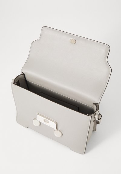 Marni SHOULDER BAG MEDIUM UNISEX - Soma ar siksnu pāri ķermenim - atmosphere