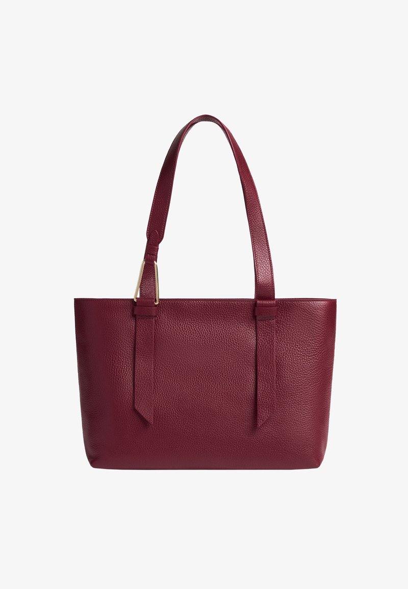 Borsa tote in pelle bordeaux con una finitura testurizzata, due manici robusti e un design minimalista. Presenta dettagli in metallo dorato.
