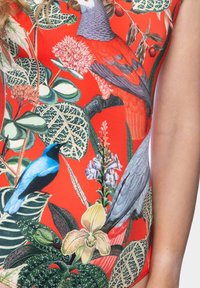 DUE. BIRDS - Costum de baie - red