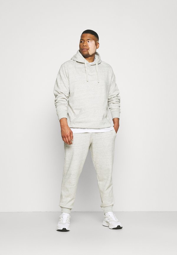 BHALTON REGULAR FIT LOW WAIST SLIM LEG - Tracksuit bottoms - stone3