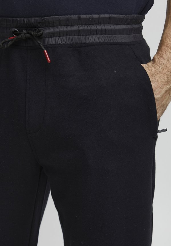 FQKJELLO REGULAR FIT - Tracksuit bottoms4