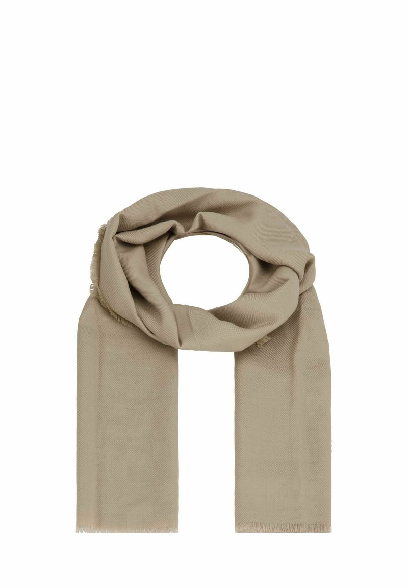 Sciarpa beige con bordi sfrangiati, texture morbida e forma rettangolare, progettata per essere avvolta attorno al collo.
