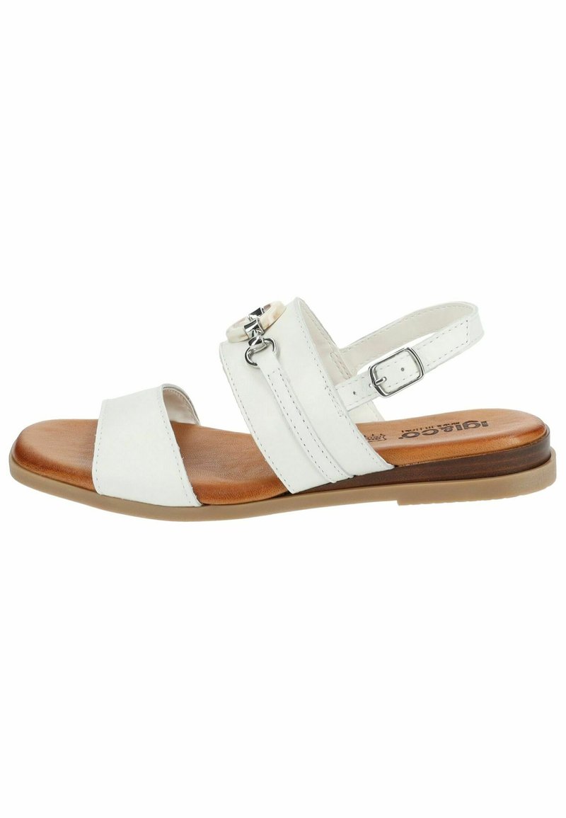 Sandal bianco con due fasce larghe e una fascia posteriore. Presenta una punta arrotondata e un plantare piatto color moka. Accento metallico su una fascia.