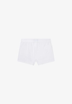 Shorts de algodón blancos con una cinturilla elástica, que presentan una textura suave y un diseño simple, sin adornos ni patrones.
