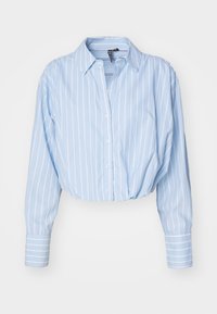 PCGEMMA CROPPED SHIRT - Gombos blúz - breeze/white
