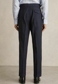 Reiss REGULAR FIT - DREAM BLEND - Hlače - bright blue