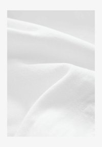 Unausgewählt, white