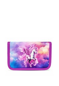 Trousse à crayons bordée de violet avec un cheval ailé blanc et rose (Pégase) sur un fond de ciel nuageux rose et bleu.