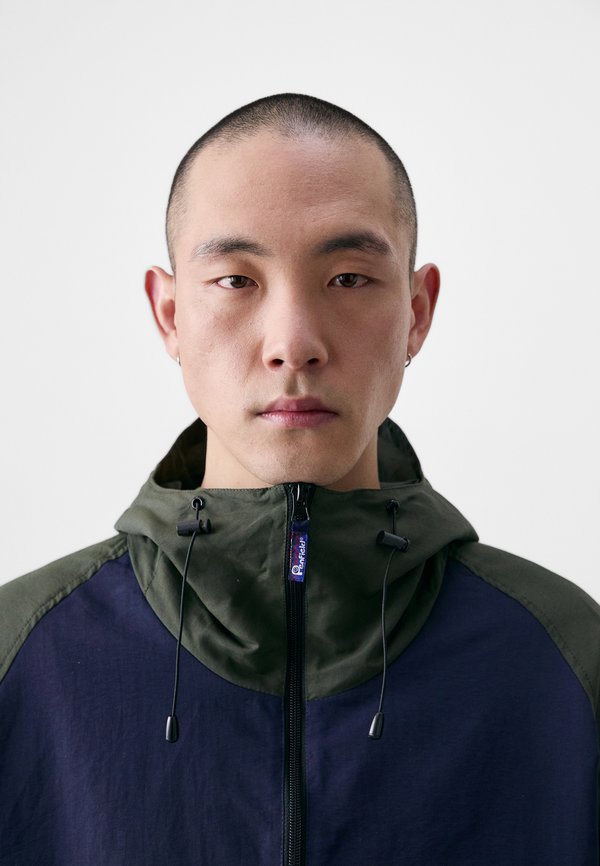 PAC JAC - Windbreaker3
