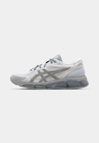 Unselected, white/gravel