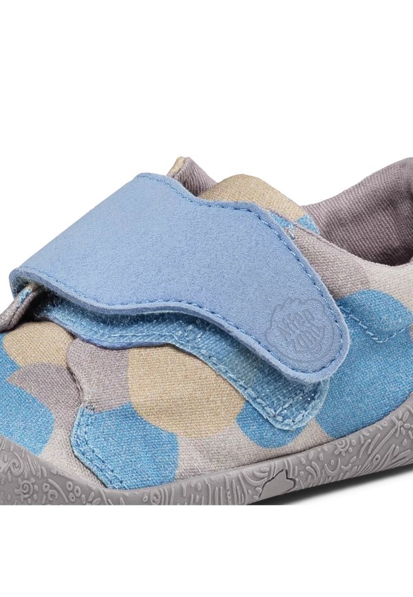 LAUFLERNER SMALLY – Krabbelschuh – hellblau