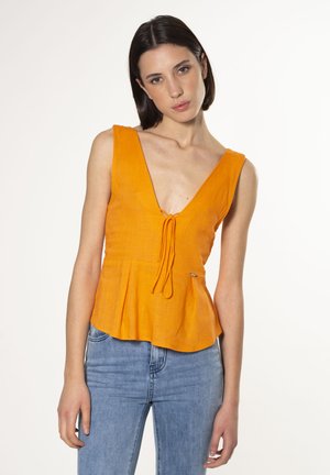 PLUNGE - Top - orange