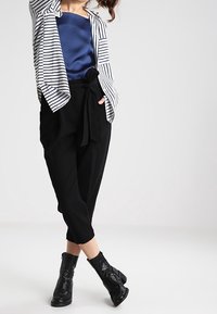 Missguided Petite Top - blue