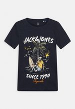 JACK&JONES JUNIOR Jjzion Tee SS Crew Neck Jnr T-Shirt, Apricot Ice, 140 cm Bambini e Ragazzi