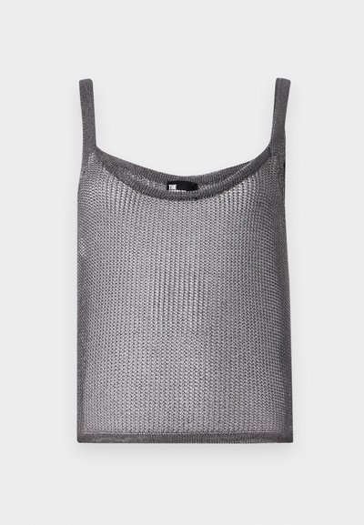 Siva brezrokavnik iz mehkega, teksturiranega pletenega materiala, ohlapnega kroja in zaobljenega ovratnika. Ima tanke naramnice.