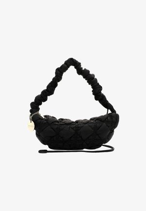 Kvadratinė juoda rankinė su apvalia forma, paminkštinta tekstūra, susuktas rankenos dizainas ir nuimamas grandinėlės akcentas. Pridedama reguliuojama dirželis.