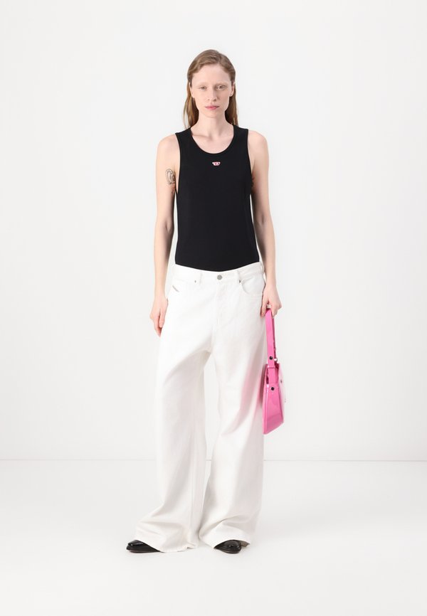 D SIRE - Flared Jeans4