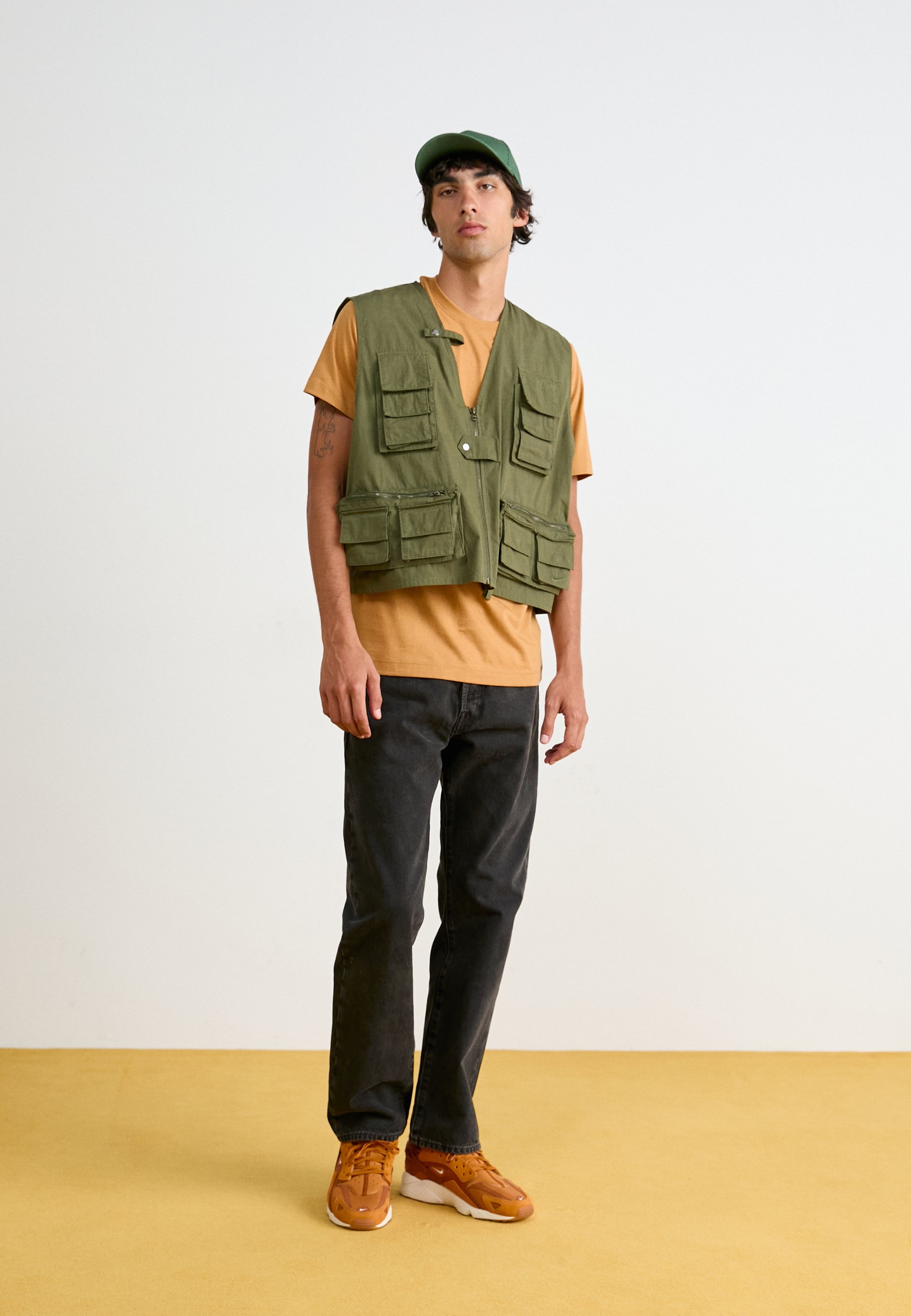 nike khaki vest