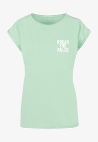 Unselected, neo mint