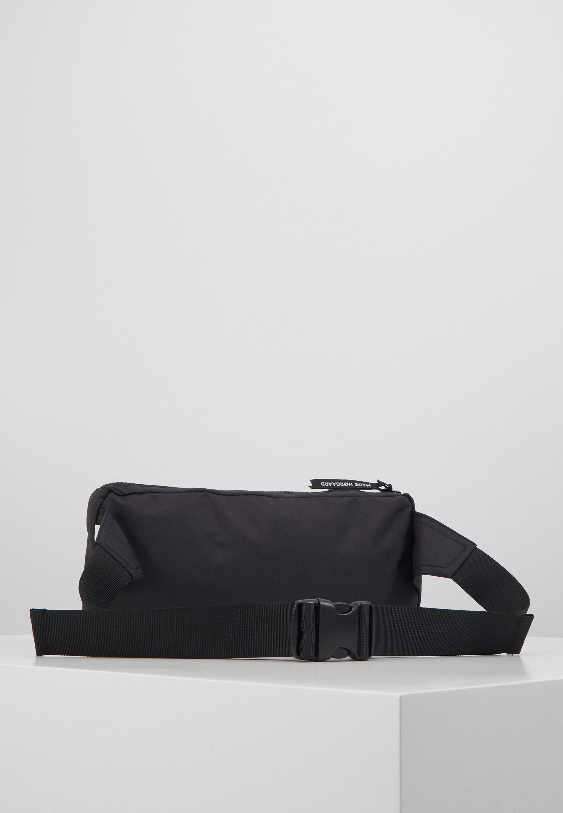 Mads Nørgaard BEL AIR CARNI Rumpetaske black Zalando.no Mads Nørgaard CARNI Skulderveske black Zalando.no