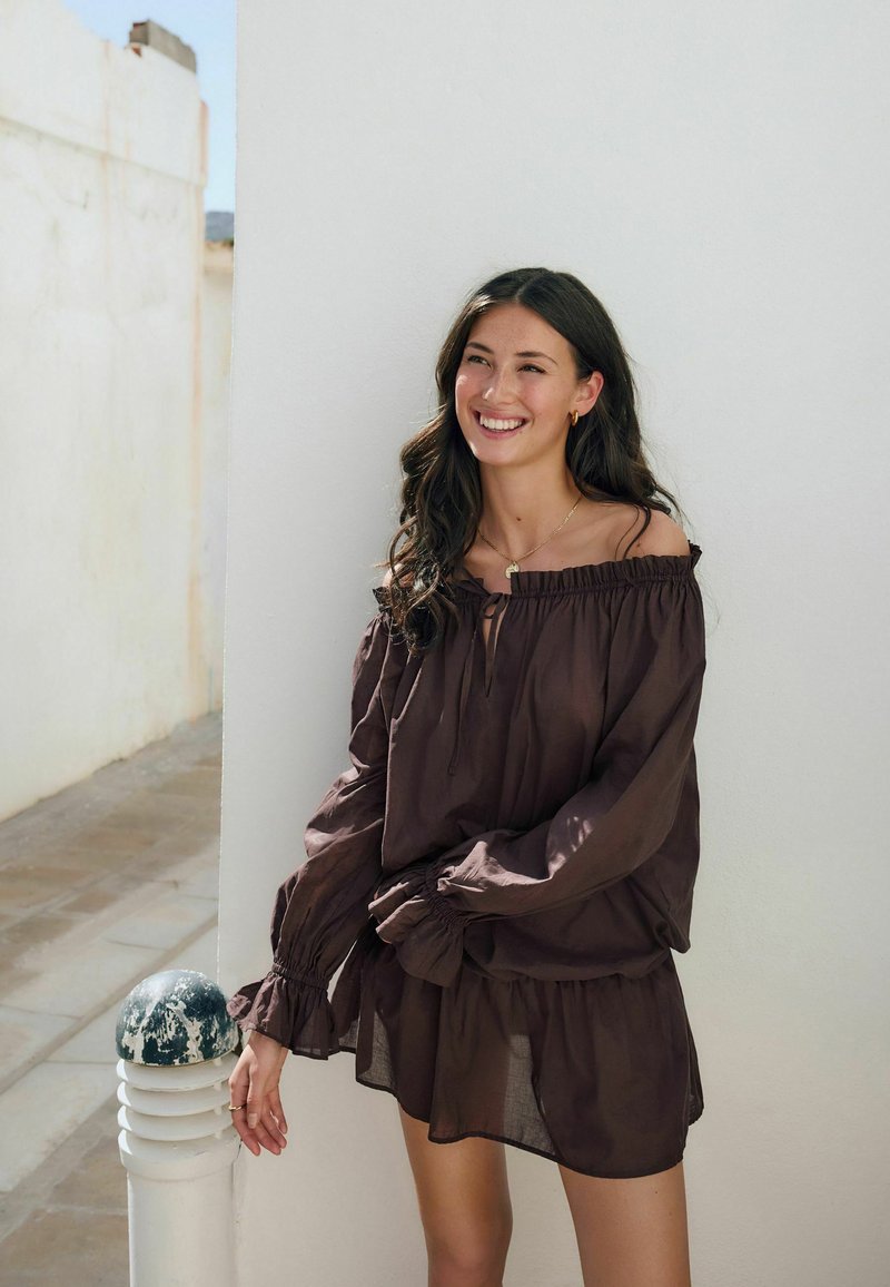 loose off the shoulder dress Aimee off shoulder flare sleeve loose Dress-FINAL SALE – La Belle Gina  Boutique