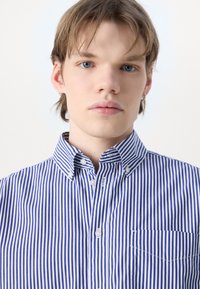 Les Deux KENT SHIRT - Πουκάμισο - white/surf blue