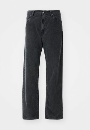 Pantalones de pana negros de pierna recta con bolsillos frontales, trabillas para cinturón y cierre de botón, exhibidos sobre un fondo blanco.