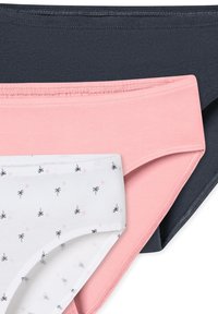 Drei Paare Damenunterwäsche: dunkelgrau, hellrosa und weiß mit einem Palmenmuster. Alle sind aus weichem, dehnbarem Stoff gefertigt.