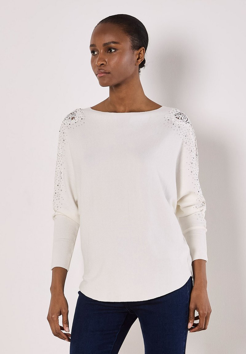 Apricot RHINESTONE EMBELLISHED  - Pullover - white