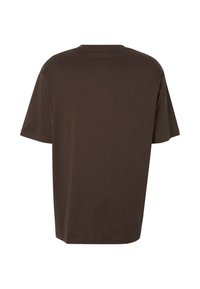T-shirt uni marron foncé à manches courtes vu de dos avec un col rond et sans motifs ni logos visibles.