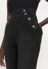 Guess Vaqueros pitillo - black