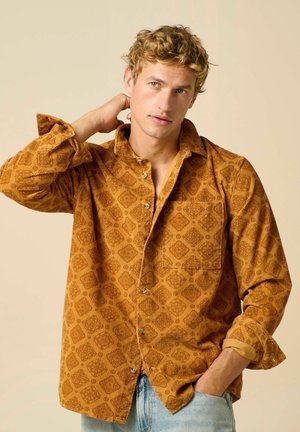 Sissy-Boy, SISSY-BOY GEMUSTERTES CORDHEMD - BRAUN - Chemise - braun