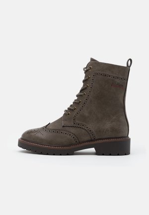 Kotníkové boty na platformě - mottled olive