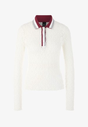 Langärmeliges Polo aus strukturiertem weißem Stoff. Mit einem kragen in Bordeauxrot und Grau mit gestreiften Akzenten sowie einer Knopfleiste.