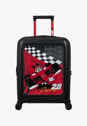 Schwarzer Hartschalen-Trolley-Koffer mit rotem ausziehbarem Griff, mit rotem Rennwagen- und Mickey-Mouse-Grafik mit Schachbrett-Flaggendesign.
