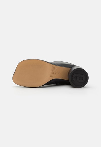 MM6 Maison Margiela Stivaletti - black