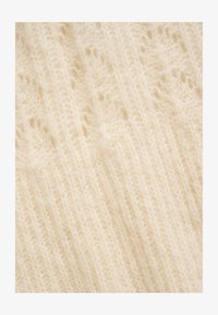 Sélectionné, winter white