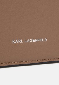 KARL LAGERFELD SIGNATURE - Ručna torba - mushroom brown