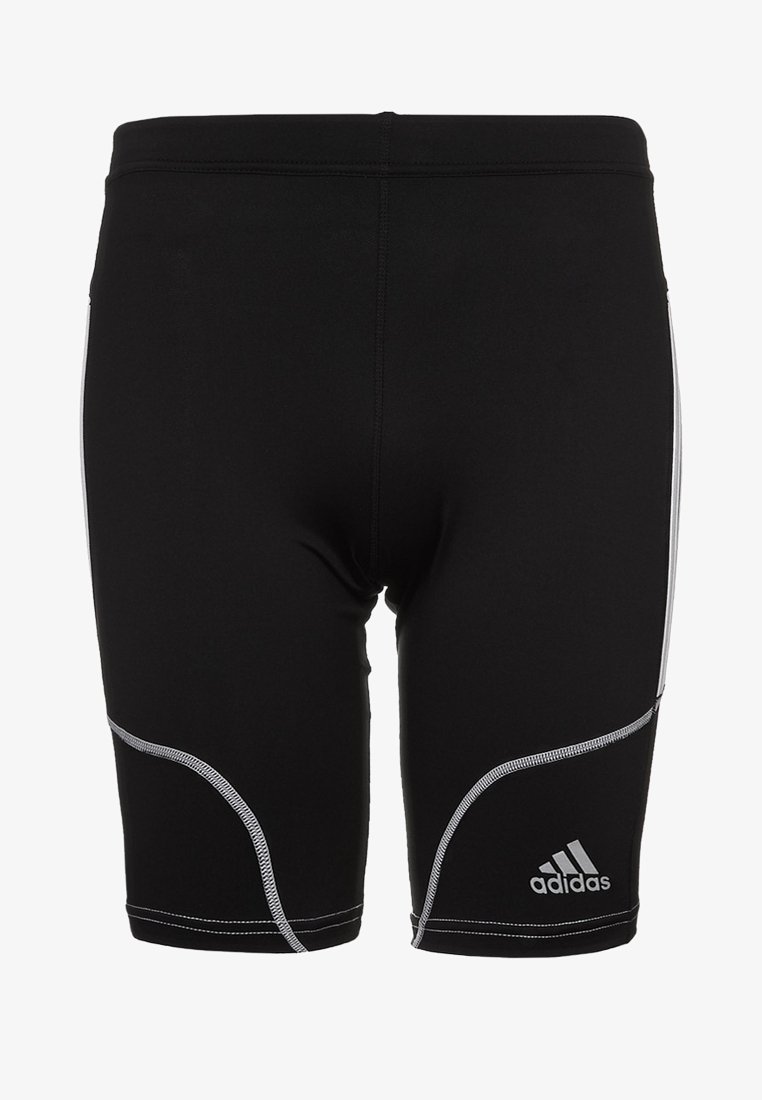 Short de sport noir Adidas avec des accents de coutures courbées blanches et un logo sur la partie basse de la jambe droite.