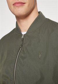 AllSaints BASSETT - Bombejakke - dull khaki