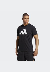 adidas Performance - ESSENTIALS FEEL READY - Spordi T-särk - black/white Väikepilt 1