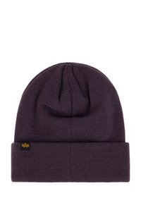 Purple knit beanie hat with a folded cuff. Made of soft fabric, features a small logo tag in yellow on the side. Textured surface.