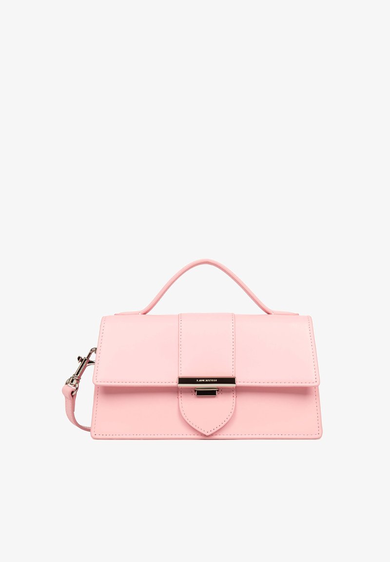 Borsa a mano in pelle rosa con forma strutturata, manico superiore, tracolla staccabile e dettagli con chiusura in metallo nero. Texture liscia con cuciture decorative.