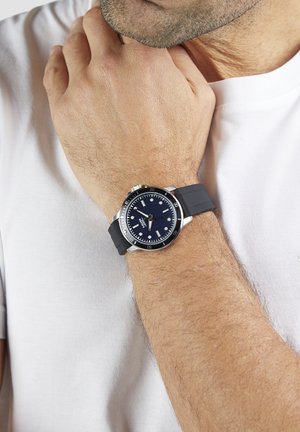 ARM SPORTLICH UND SCHICK - Horloge - schwarz