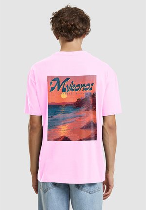 Mister Tee, MYKONOS MOOD OVERSIZE TEE - Printtipaita - softpink