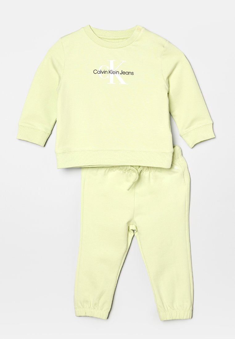 Calvin Klein Jeans Sweater groen